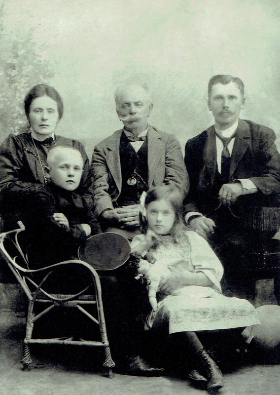 Wladziu z rodzicami
