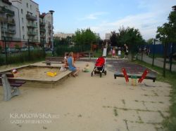 plazab_2.jpg